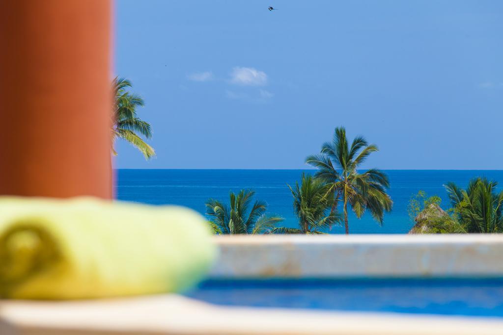 Beach Break Suites 萨尤利塔 外观 照片