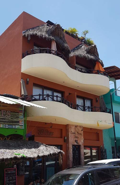 Beach Break Suites 萨尤利塔 外观 照片